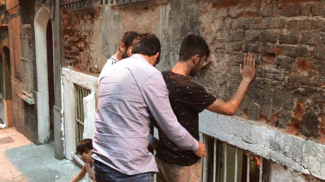 (&ouml;zel) İstanbul&rsquo;da Narkotik Polisinden Şok Narko-sokak Uygulaması