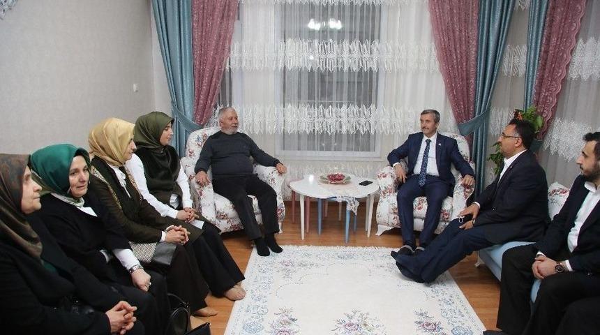 Tahmazoğlu&rsquo;ndan Şehit Ailesine Ziyaret