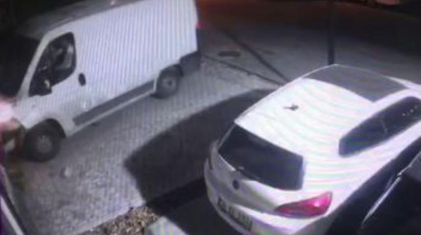 (&ouml;zel) Maltepe&rsquo;de Midib&uuml;s Galeriye B&ouml;yle Girdi