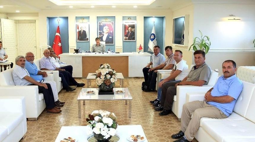 T&uuml;rel, Muhtarları Ağırladı