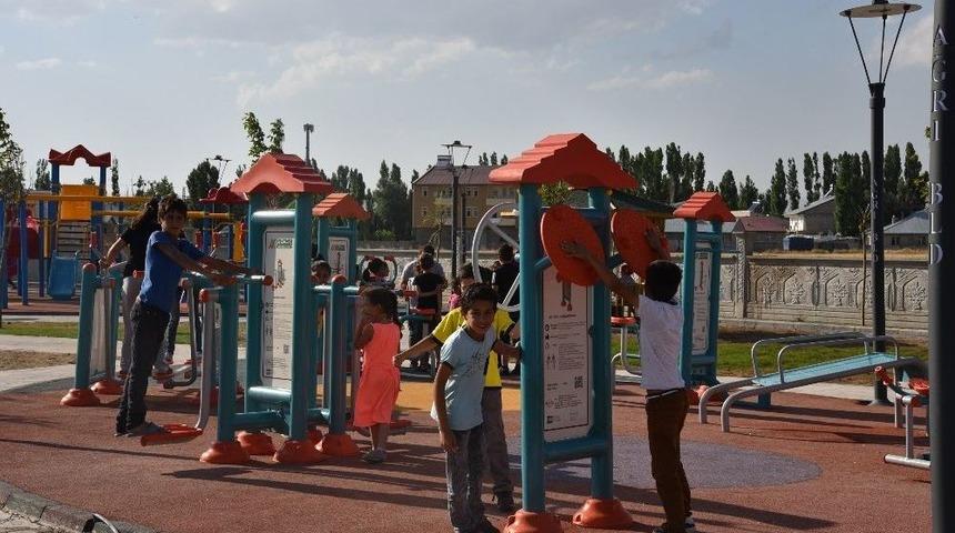 Ağrı&rsquo;da 4 Park Hizmete A&ccedil;ıldı