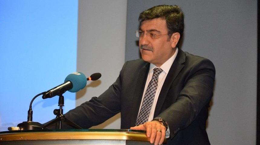 Prof. Dr. Hacısalihoğlu: &ldquo;gen&ccedil;lerin Ruhuna Dokunmalıyız&rdquo;