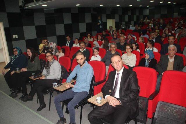 ’’istiklal Marşı’nı Ezbere Ve Güzel Okuma’’ Yarışmasının Birincisi Belli Oldu