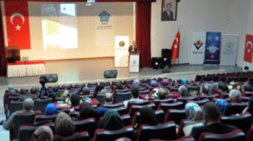 Ne&uuml;&rsquo;de &ldquo;bir Memleket Sevdalısı: Tevfik İleri&rdquo; Anlatıldı