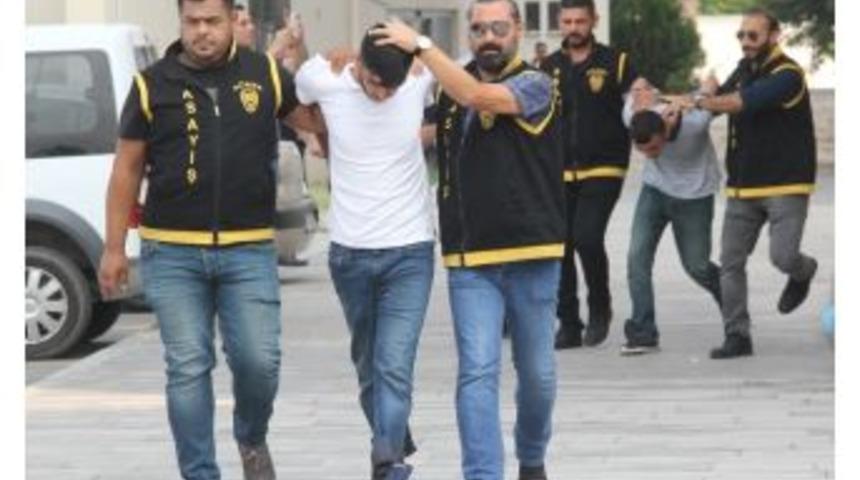 Kuyumcuya Silahlı Saldırıya 2 Tutuklama