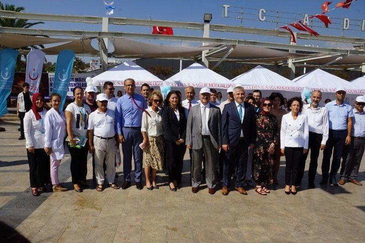 Aydın’da Halk Sağlığı Standına Yoğun İlgi G3