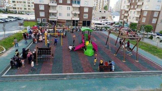 Talas Papatya Mahallesinde Park Açılışı Yapıldı