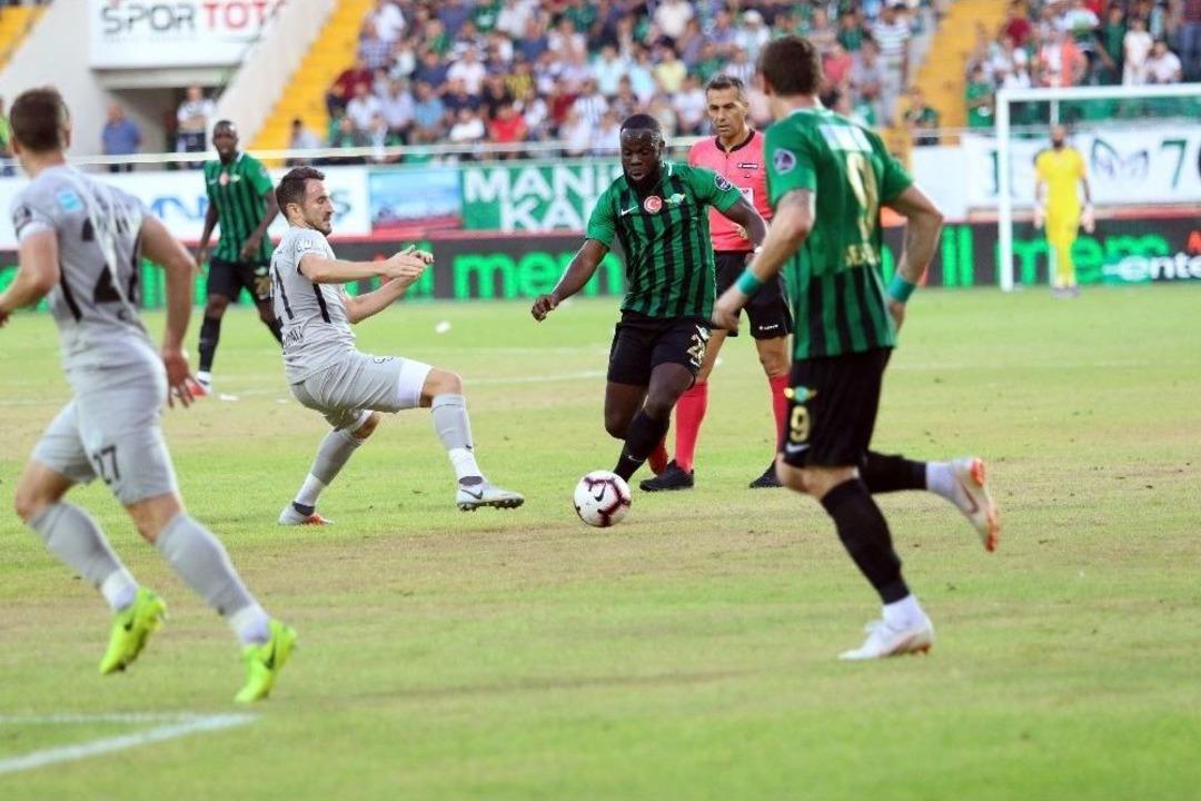 Spor Toto S&uuml;per Lig: Akhisarspor: - &Ccedil;aykur Rizespor: 1 (ilk Yarı)