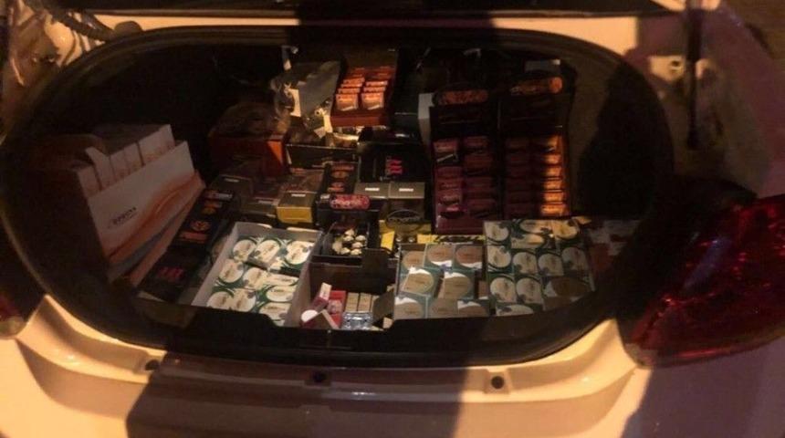 Polisten Kaçak İlaç Operasyonu