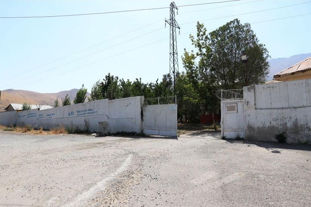 (&ouml;zel) 150 Kişi Kapasiteli Cezaevi 300 Kişiye Ekmek Kapısı Oldu