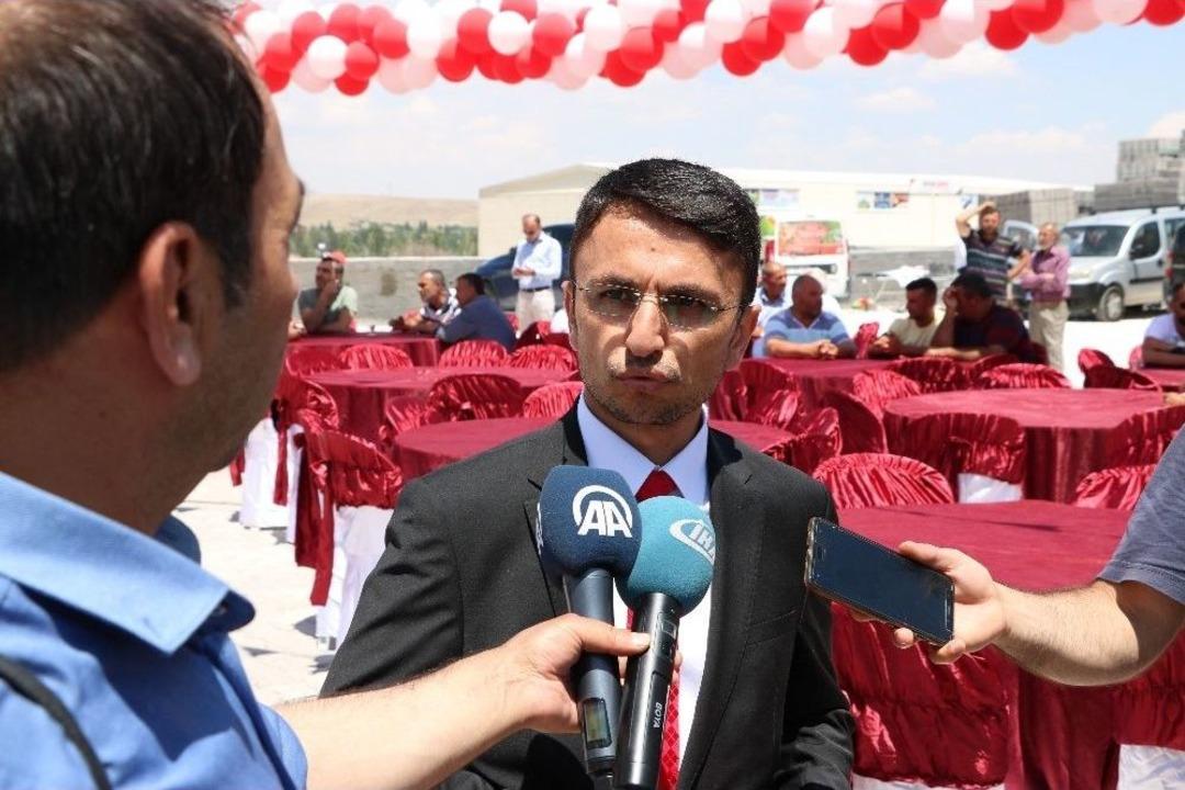 Milli Trakt&ouml;r Patatesin Anavatanında Tanıtıldı