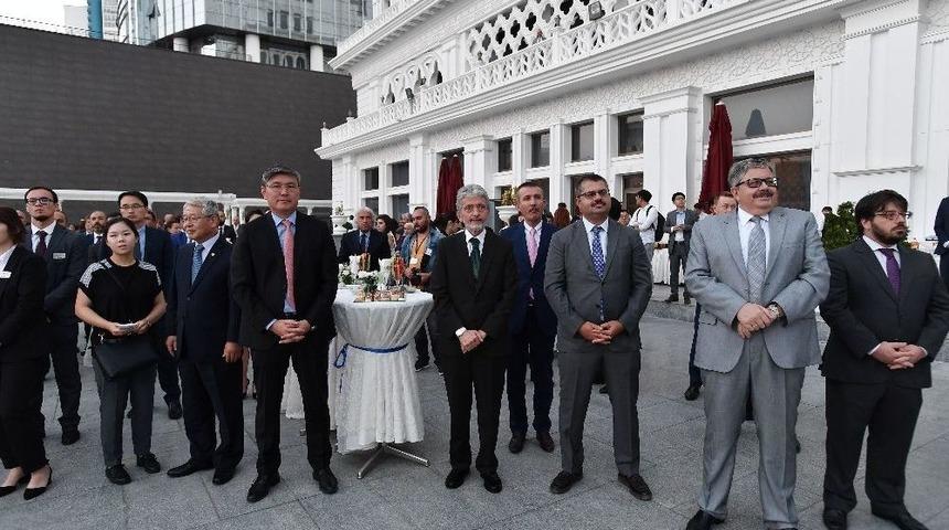 Başkan Tuna&rsquo;dan D&uuml;nya İdari Kentler Birliği &Uuml;yelerine Resepsiyon