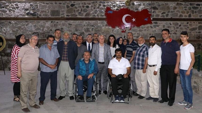 Başkan Sekmen Şehit Aileleri Ve Gazilerle Buluştu