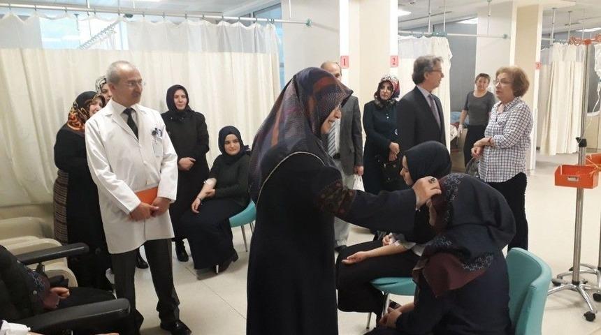 Başkan Eşi Nursel Ay’dan Öğrencilere Geçmiş Olsun Ziyareti