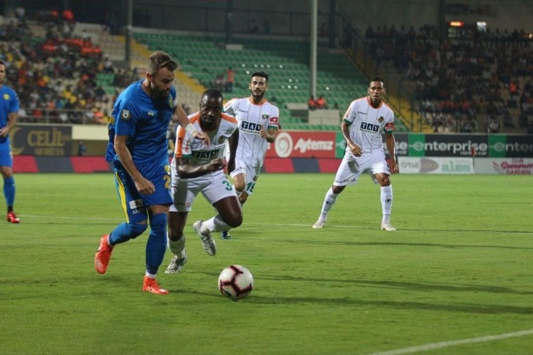 Spor Toto S&uuml;per Lig: Aytemiz Alanyaspor: - Mke Ankarag&uuml;c&uuml;: (ilk Yarı)