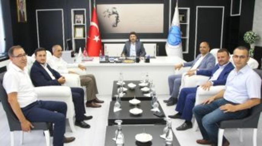 Ak Parti İl Başkanı Karataş’tan Rektör Karacoşkun’a Ziyaret