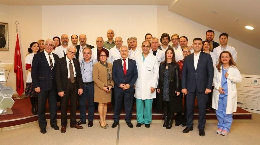 Bozbey Tıp Bayramı&rsquo;nda Hekimlerle Birlikteydi