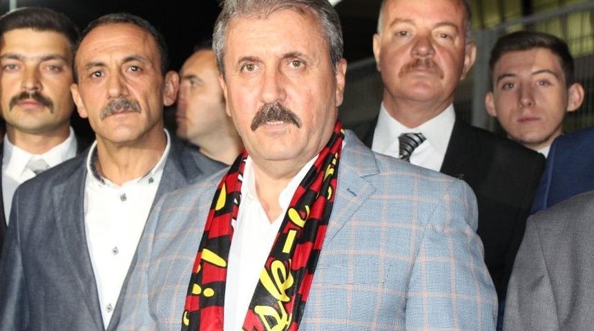 Destici, Eskişehirspor İ&ccedil;in Ger&ccedil;ekleştirdiği Temaslar Hakkında Konuştu