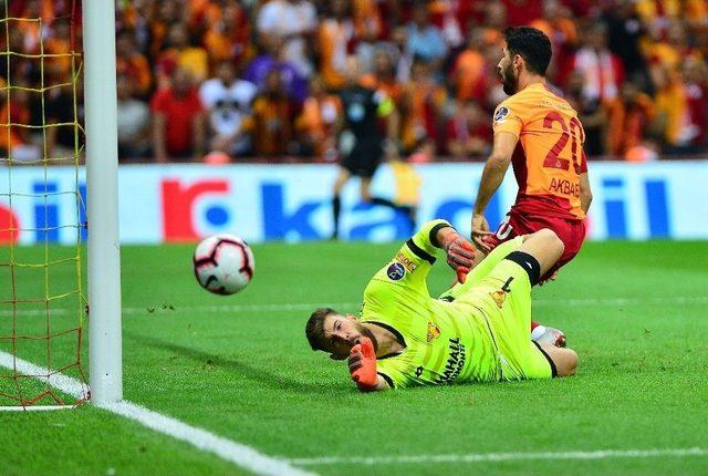 Emre Akbaba, Galatasaray Formasıyla Sahada