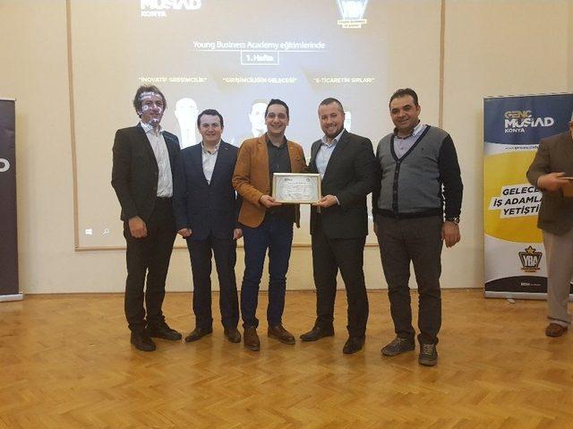 Young Business Academy Konya’da Başladı