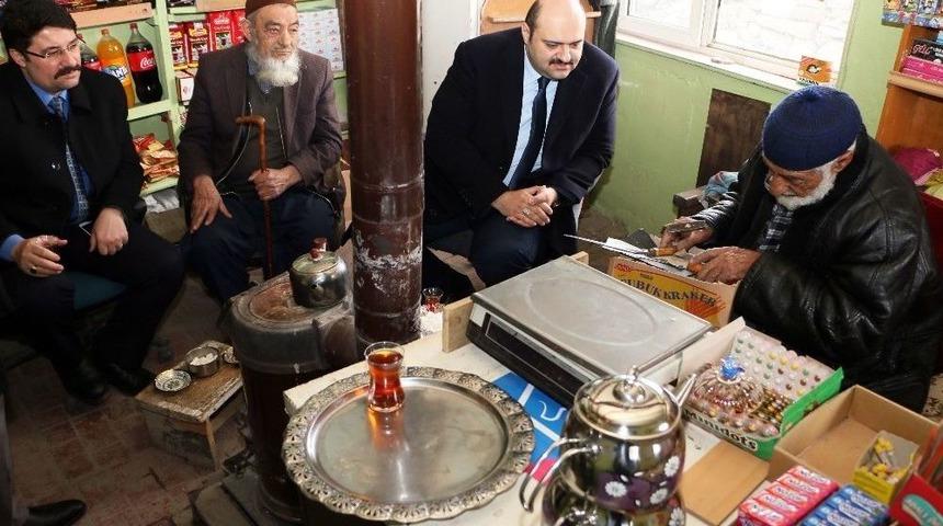 Başkan Orhan, G&ouml;n&uuml;lleri Fethetmeye Devam Ediyor