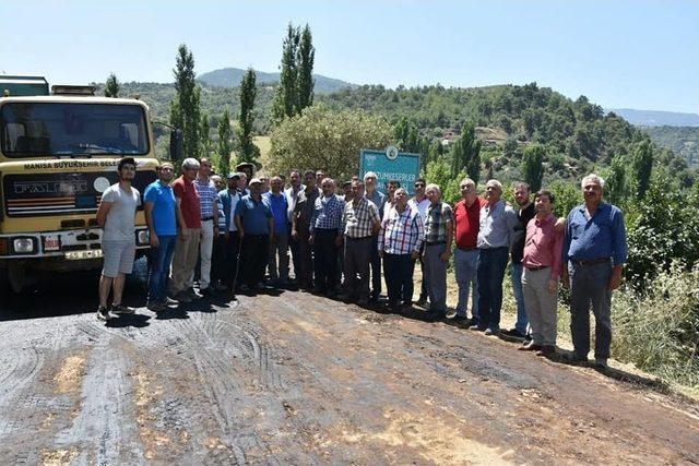 Alaşehir’de Asfalt Çalışmalarına Devam Ediliyor