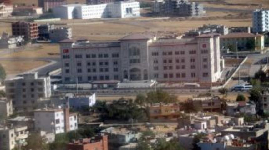 Yeni Siirt Emniyet Müdürlüğü Binası Göz Kamaştırıyor