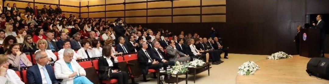 Ga&uuml;n Rekt&ouml;r&uuml; Prof. Dr. G&uuml;r: