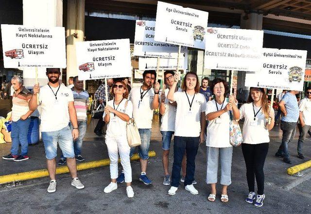 Üniversiteli Gençlere İzmir Otogarı’nda Sıcak Karşılama