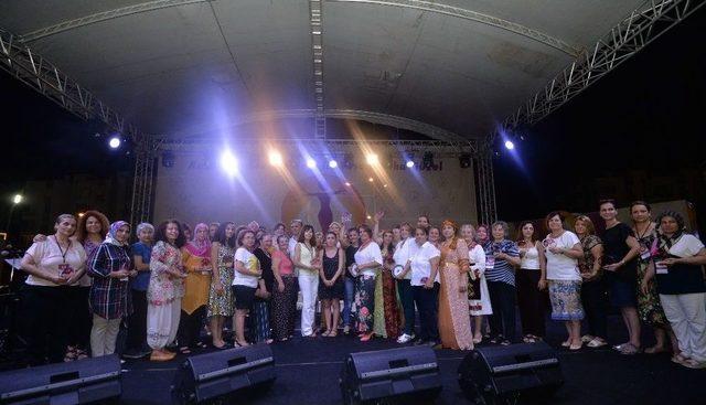 Kadın Kooperatifleri Festivali’nde Kıbrıs Gecesi