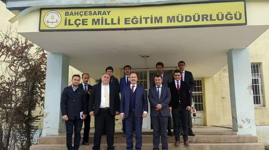 Temel Eğitim Genel Müdürlüğü Daire Başkanı Eriş Van’da İlçeleri Ziyaret Etti