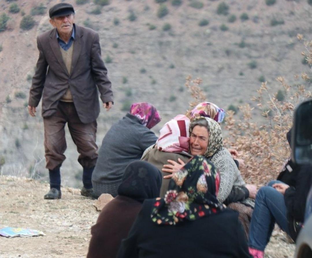 &Ccedil;obanlık Yapan Gen&ccedil; U&ccedil;urumdan D&uuml;şerek Hayatını Kaybetti