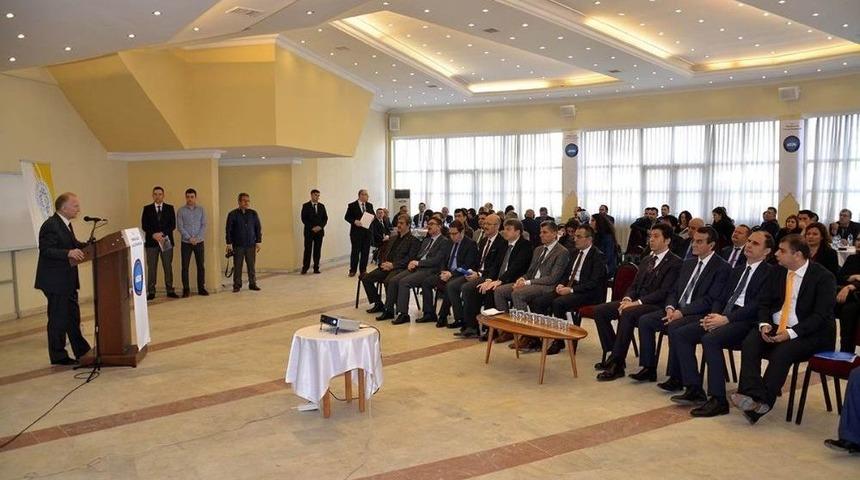 Tekirdağ&rsquo;da Roman &Ccedil;alıştayı D&uuml;zenlendi