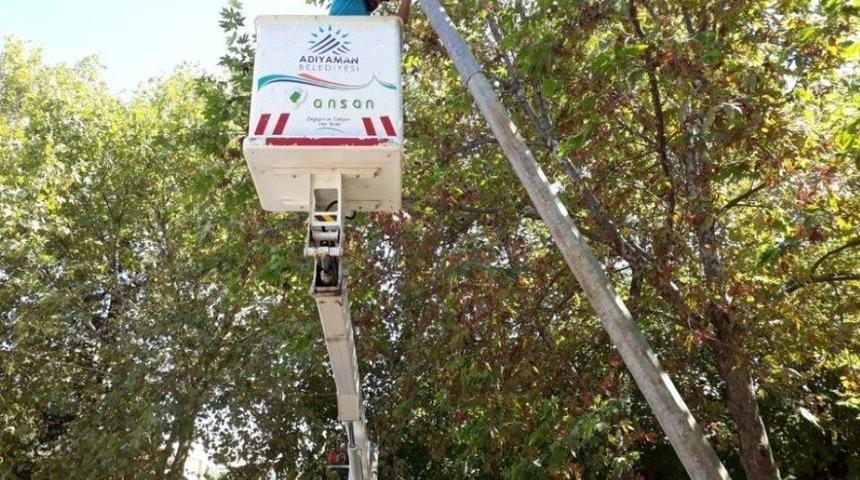 Adıyaman Belediyesi &Ccedil;ocuk Parklarının G&uuml;venliğini Arttırıyor