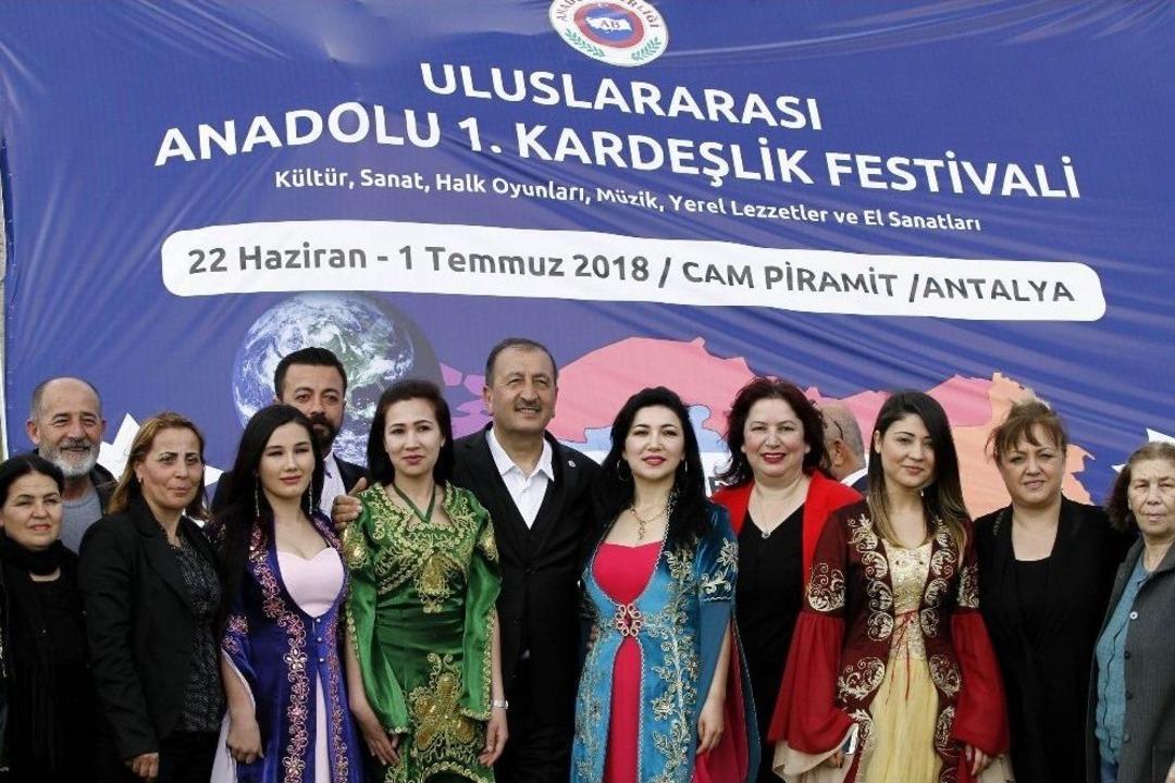 &lsquo;uluslararası Anadolu 1. Kardeşlik Festivali&rsquo;nin Tanıtım Toplantısında &lsquo;şehit&rsquo; Hassasiyeti