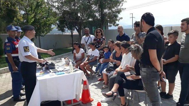 Jandarma’da Bayram Trafiği Mesaisi Devam Ediyor