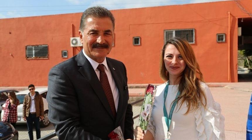 Başkan Tuna, Sağlık Çalışanlarını Unutmadı