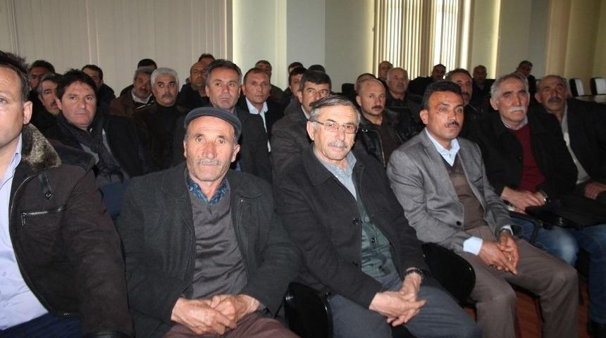 Arazi Toplulaştırma Toplantısına Yoğun Katılım