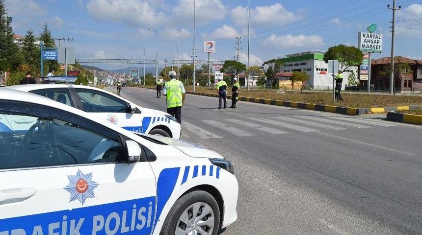 Bartın&rsquo;da Emniyet Kemeri Kontrolleri Sıklaştırıldı