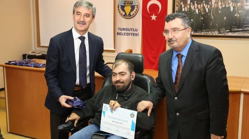 Turgutlu&rsquo;da Engellilere &Ouml;zel Web Ve Grafik Tasarım Kursu