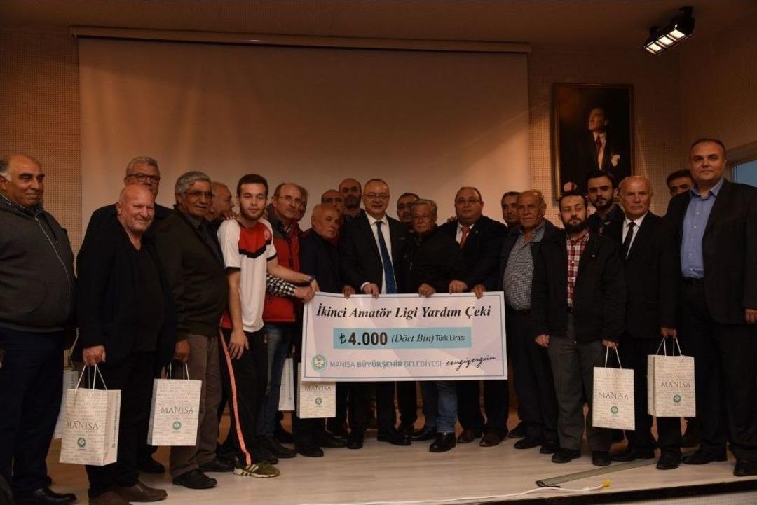 B&uuml;y&uuml;kşehirden 2. Amat&ouml;r K&uuml;me Takımlarına Nakdi Destek