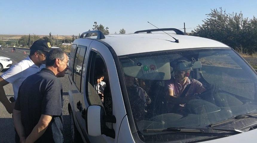 Trafikte &lsquo;kırmızı D&uuml;d&uuml;k&rsquo; Uygulaması Adıyaman&rsquo;da Başladı