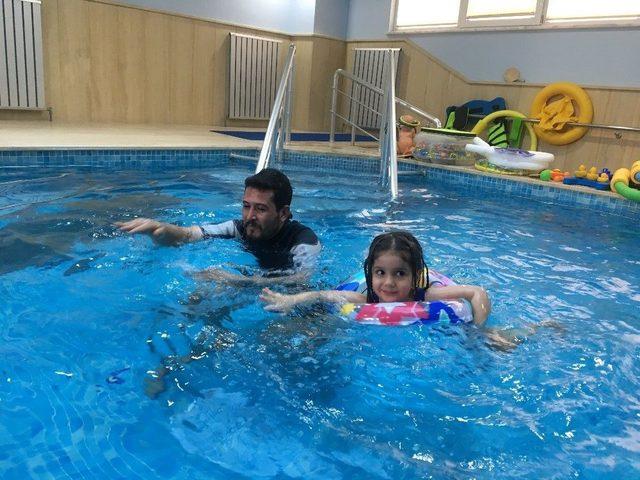 Fiziksel Engellerini Suda Aşıyorlar 2