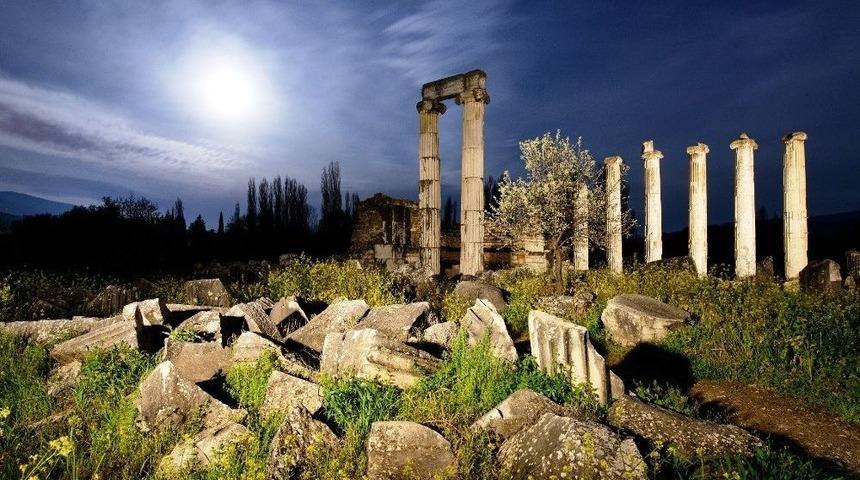 Aphrodisias Sınırları Aştı