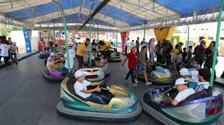 Niğde Belediyesinden &Ccedil;ocuklara Lunapark Eğlencesi