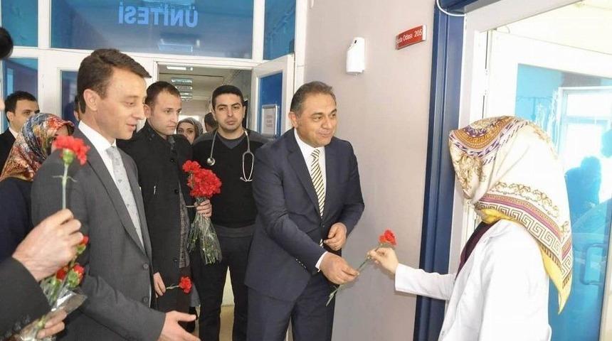 G&uuml;r&uuml;n&rsquo;de 14 Mart Tıp Bayramı Kutlandı