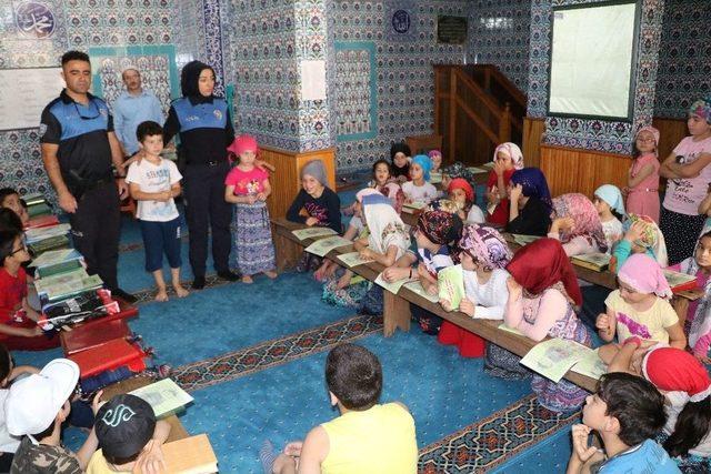 (özel) Polisten Ailelere Çağrı: ‘çocuklarınızı Polis İle Korkutmayın’