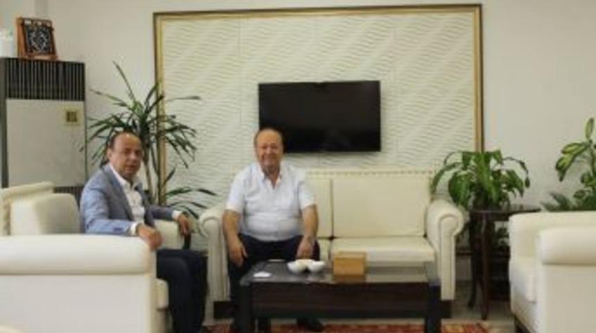 Başkan &Ouml;zakcan&rsquo;dan Kaymakam Sevgili&rsquo;ye Veda Ziyareti