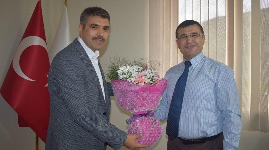 Ak Parti&rsquo;li Ert&uuml;rk: "sağlık &Ccedil;alışanları Hizmette Sınır Tanımıyor"