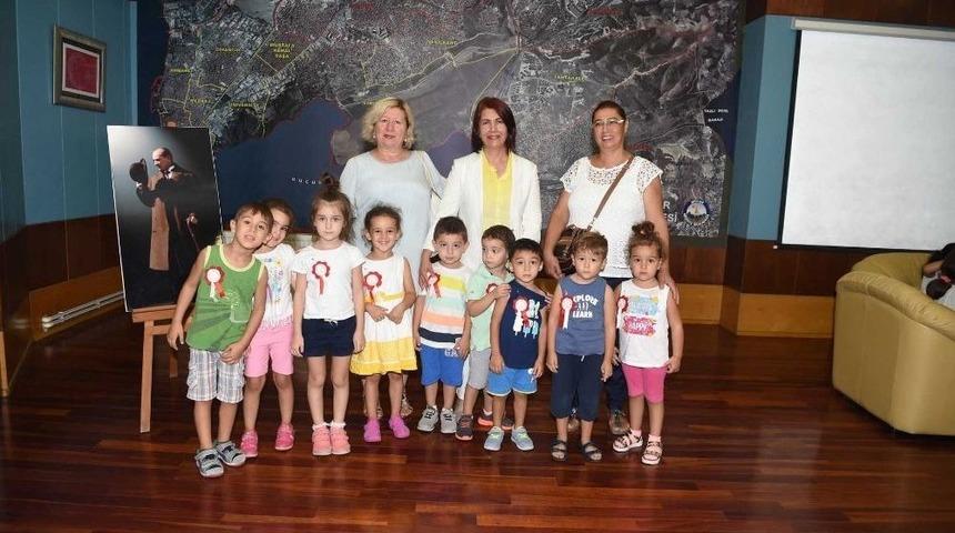 Ambalaj Atıkları Okullara Yazıcı Olarak D&ouml;n&uuml;şt&uuml;r&uuml;ld&uuml;